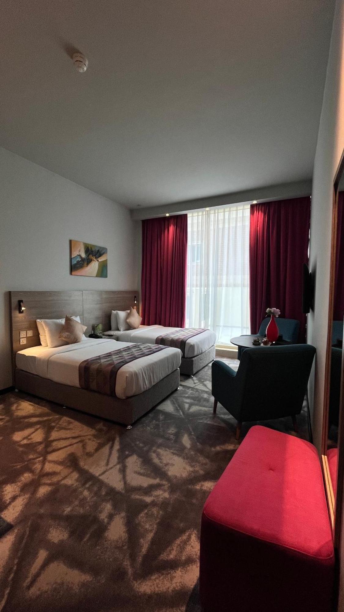 Fortune Atrium Hotel Dubaï Extérieur photo